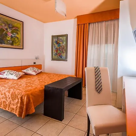 Hotel Alle Due Palme 2*
